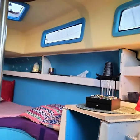 보트호텔 La Perle D'orient A Man Donne