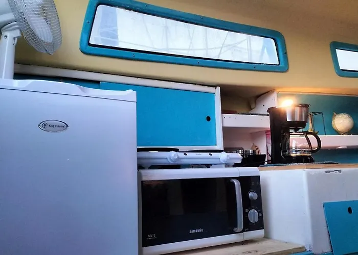 La Perle D'orient A Man Donne Gruissan